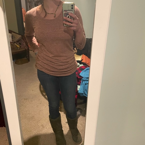 FADED GLORY // salmon ruched lacey-back top - Picture 9 of 11